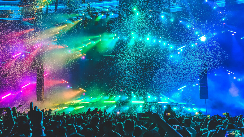 light effects and confetti on stage